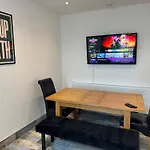 Queens Apartment 1